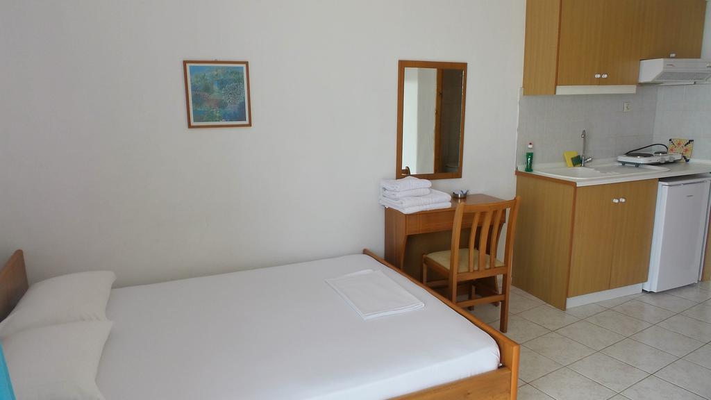 Studios Kaintas Agia Paraskevi  Extérieur photo